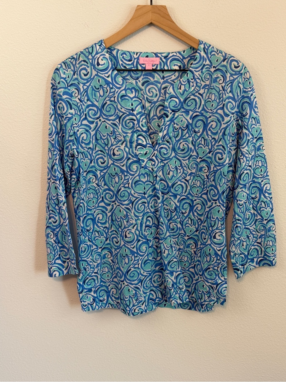 Lilly Pulitzer Blue Swirl V-Neck Blouse